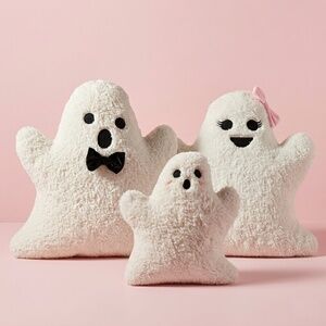 NWT Ghost Plush Pillow Family Pack of 3‎